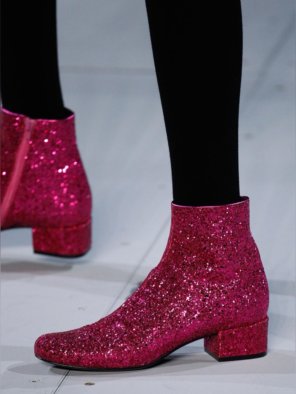 saint laurent paris fw16 reissue runway viper / glitter red 40mm boots  38 (40)